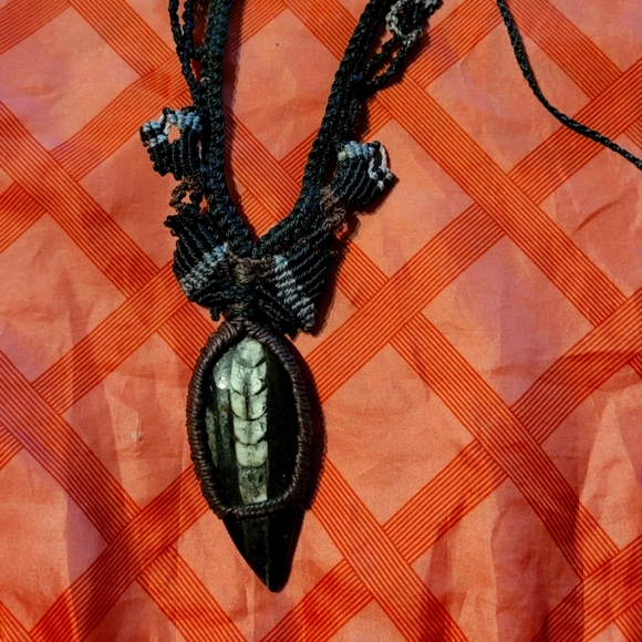 Macrame necklace obsidian and snowflake obsidian by SaLtY RoCks jewery. A - Picture 1 of 8